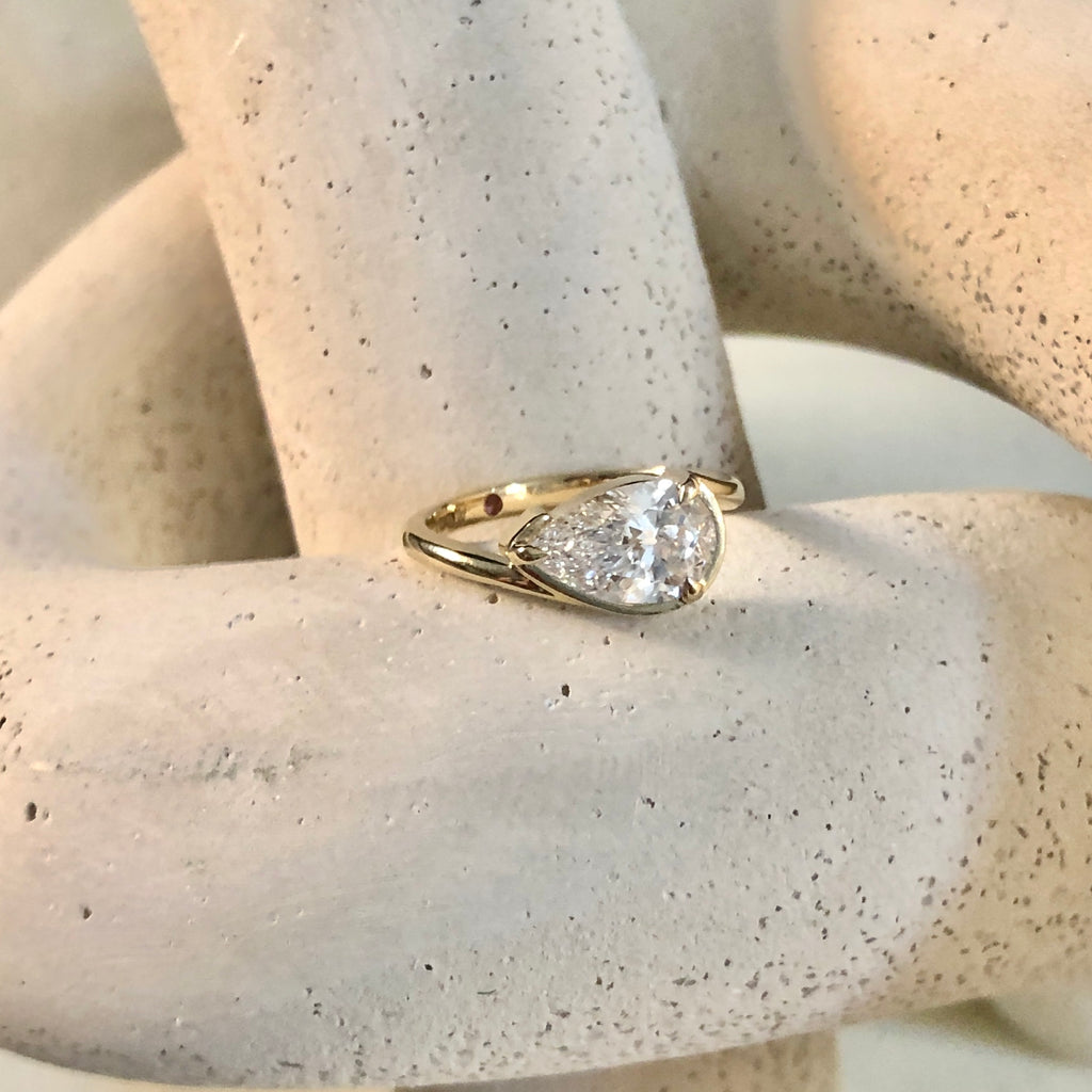 Raffaela Signature Ring