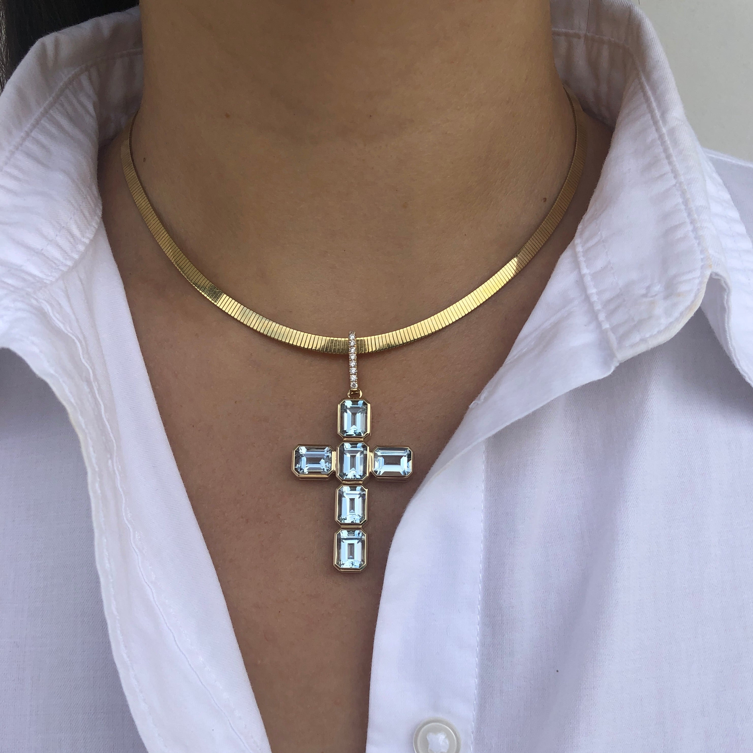 Jumbo Signature Basilica Cross Pendant