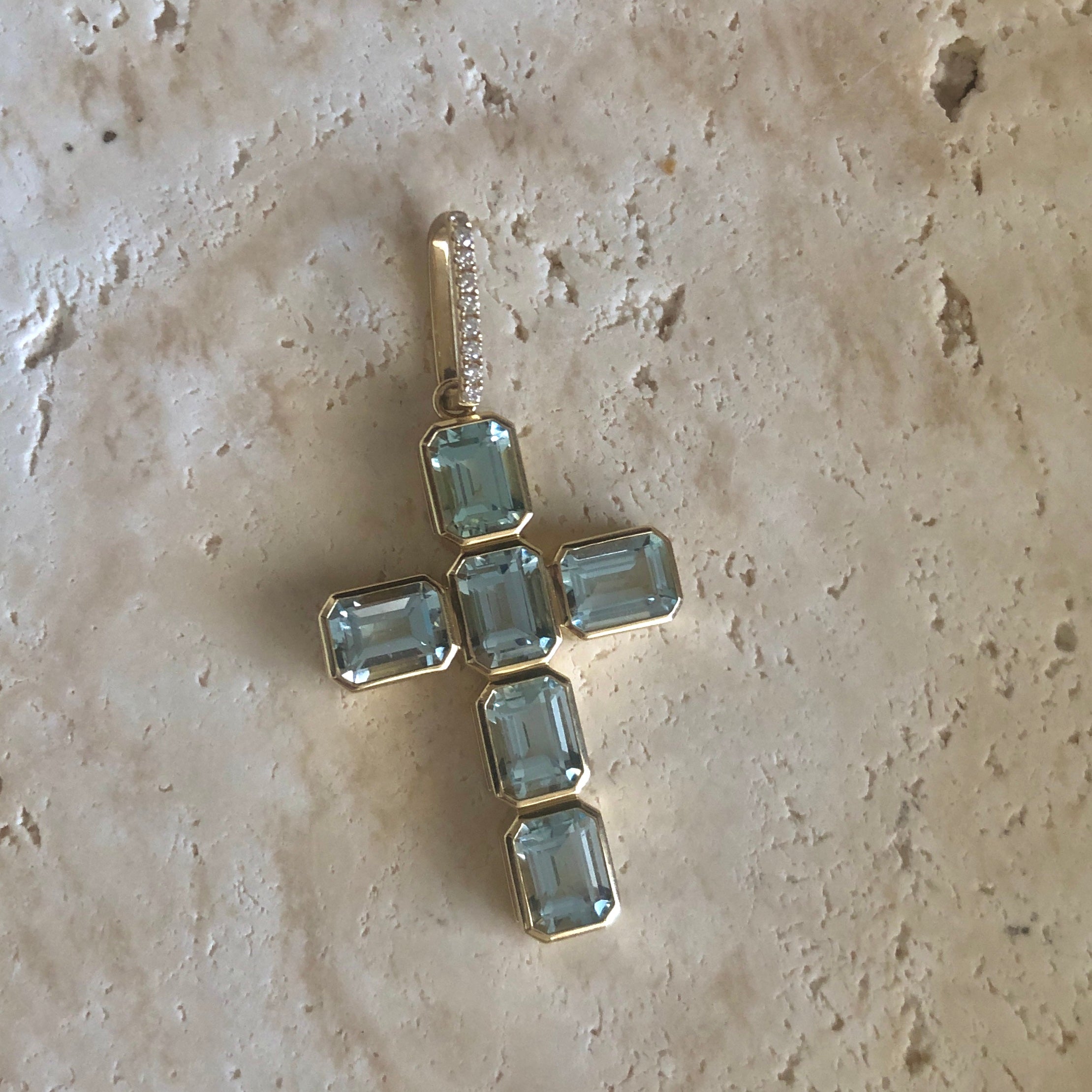 Jumbo Signature Basilica Cross Pendant