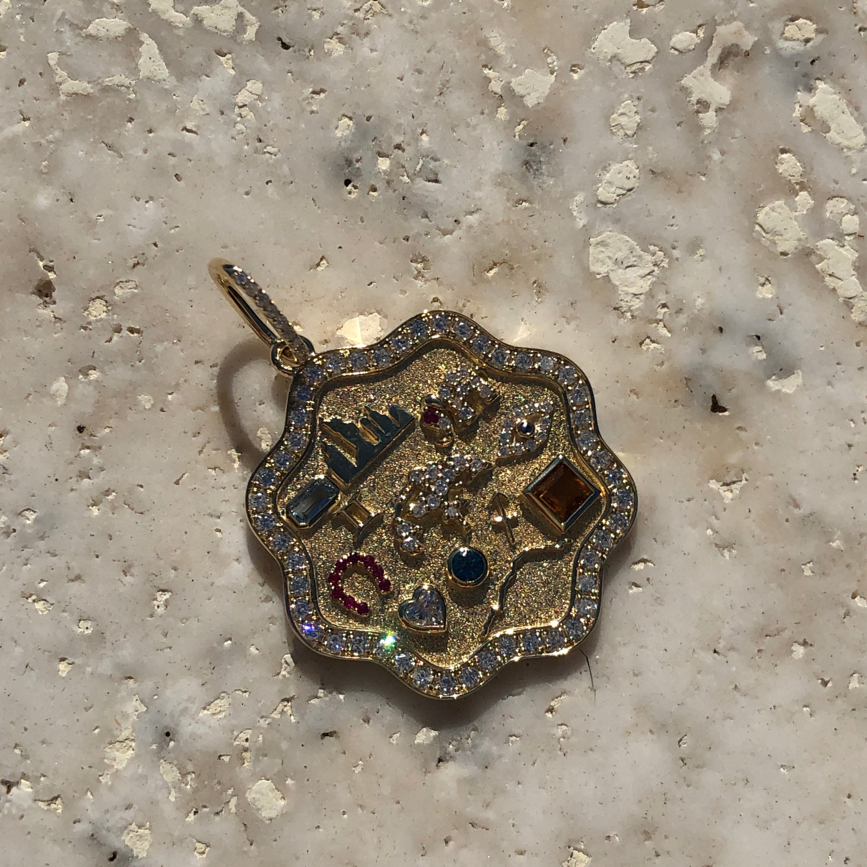 Vida Groovy Pendant