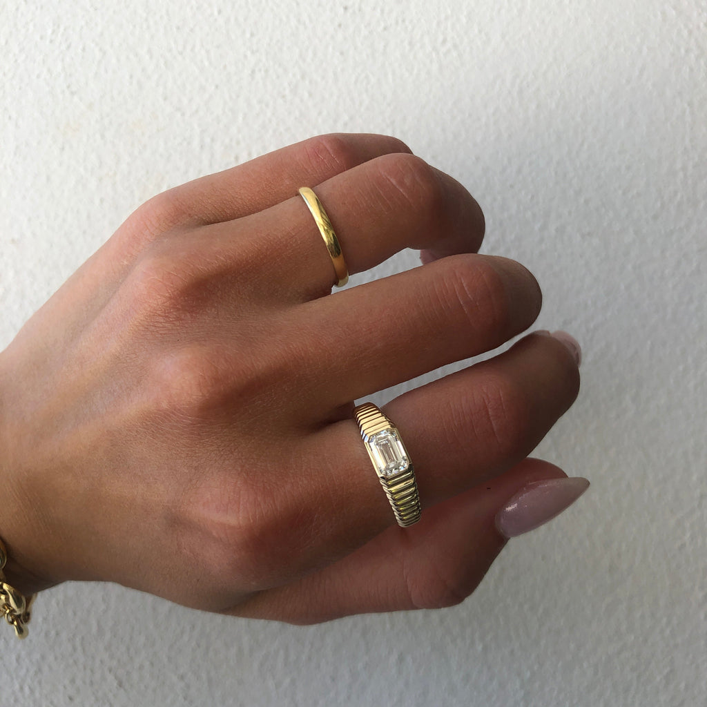 Sour Diamond Textured Ring