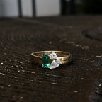 Famiglia Three Stone Ring
