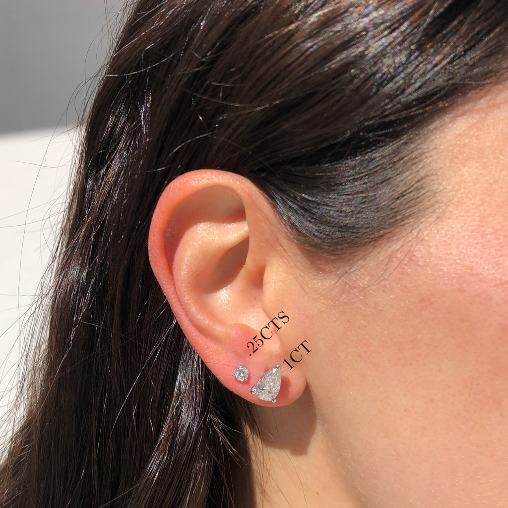 Classic Mini Diamond Stud (Single)